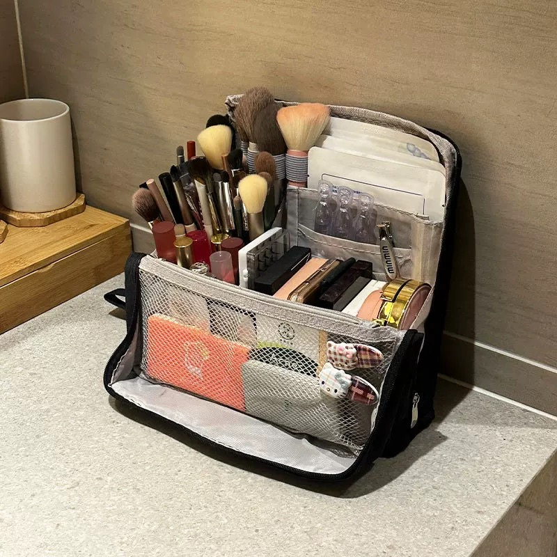 CosmiCase – The Premium Cosmetic Organizer for Home & Travel