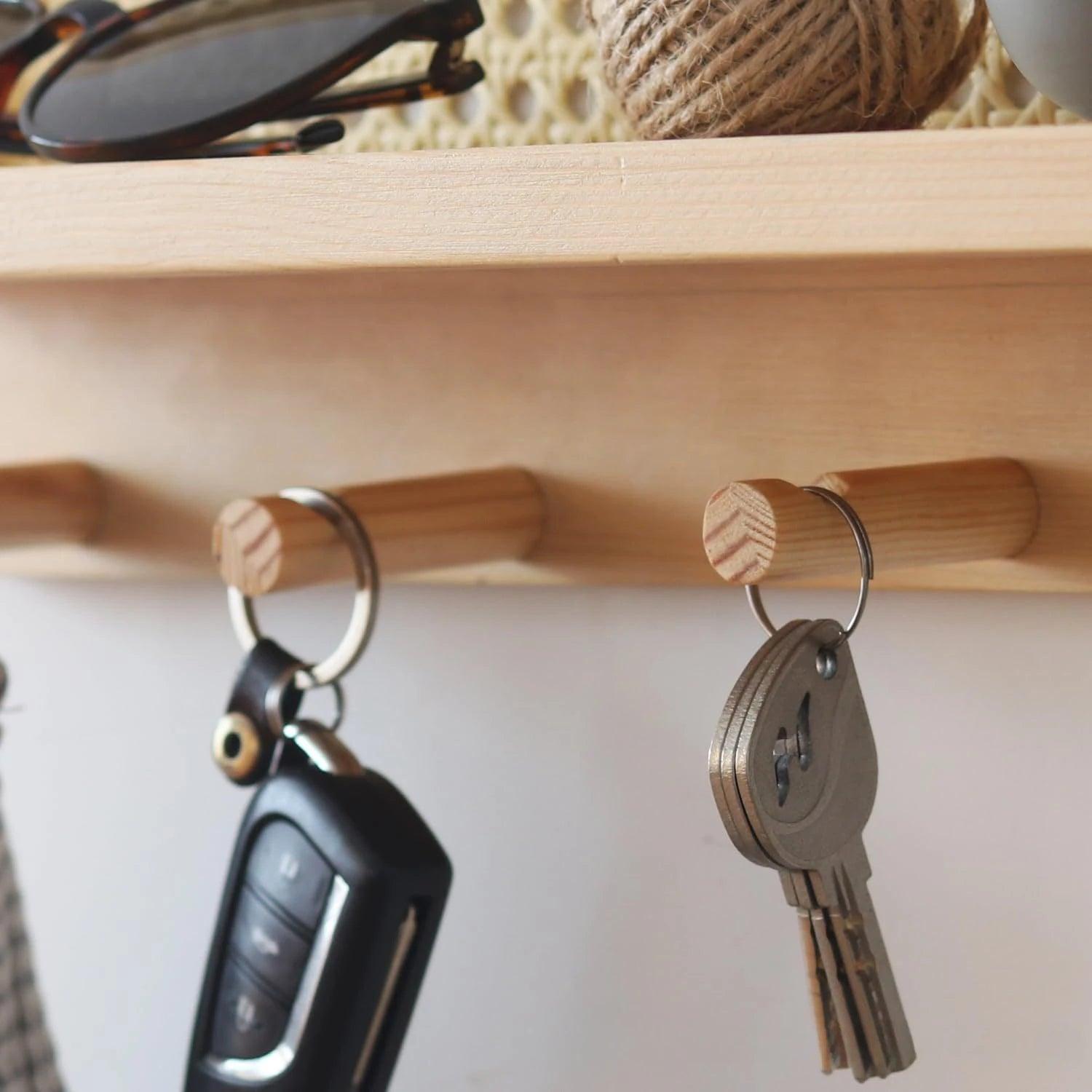 WeaveRack - Wall shelf made of wood and rattan