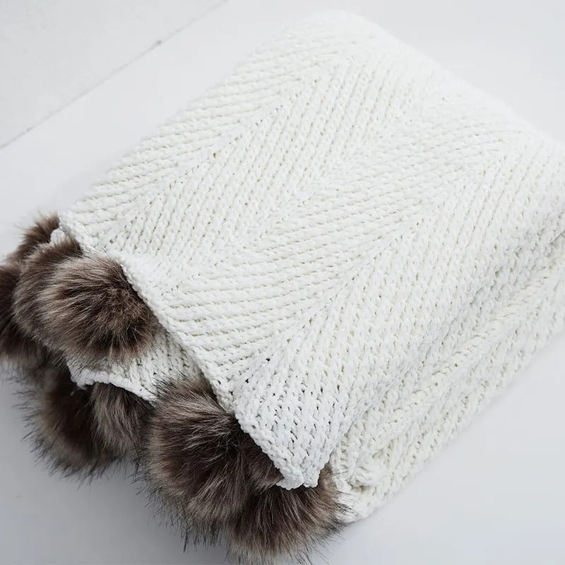 CozyPom – Stylish Cozy Comfort for Your Home!