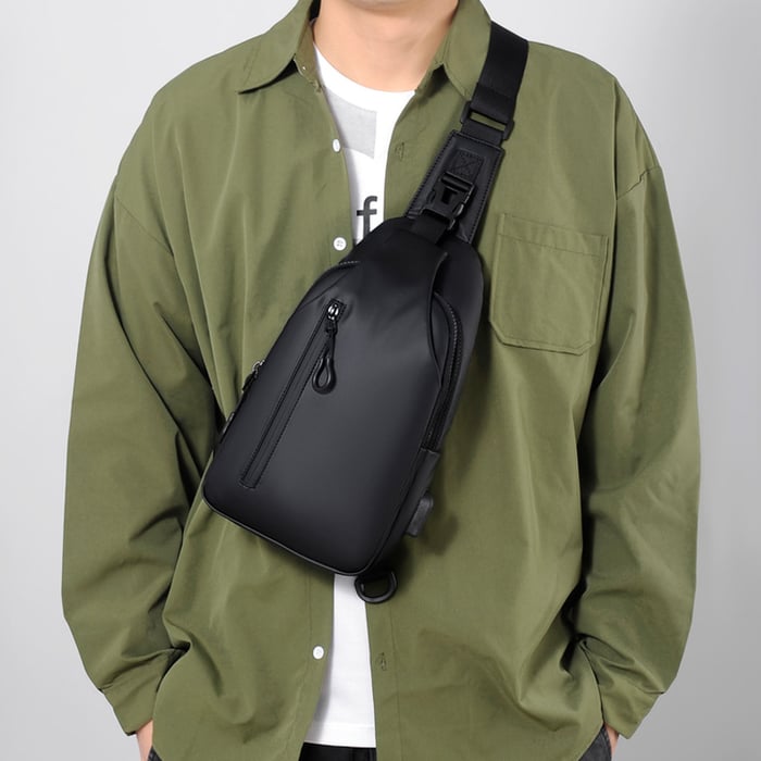 DryCarry – Your Essentials, Always Safe and Dry on the Go