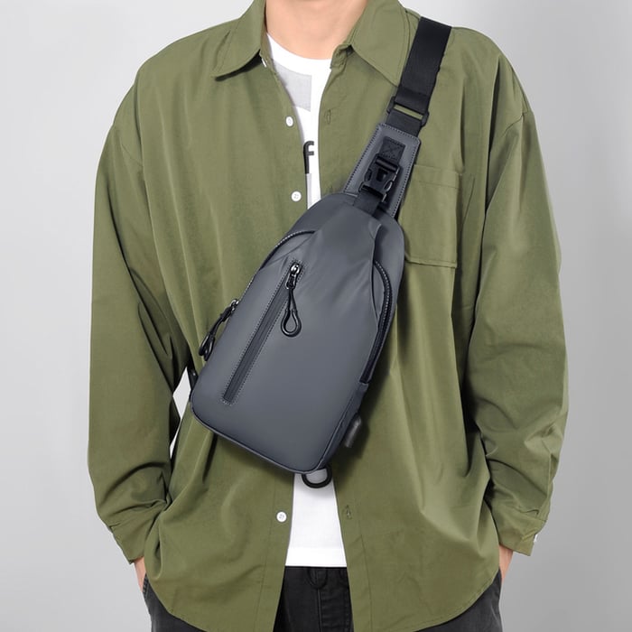 DryCarry – Your Essentials, Always Safe and Dry on the Go