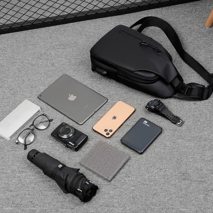 DryCarry – Your Essentials, Always Safe and Dry on the Go