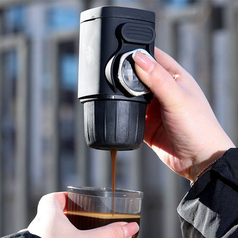 BrewBolt – Press. Sip. Go. Power-Free Espresso in Seconds.