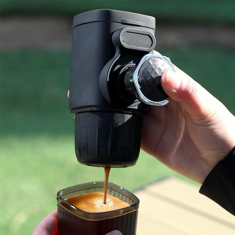 BrewBolt – Press. Sip. Go. Power-Free Espresso in Seconds.
