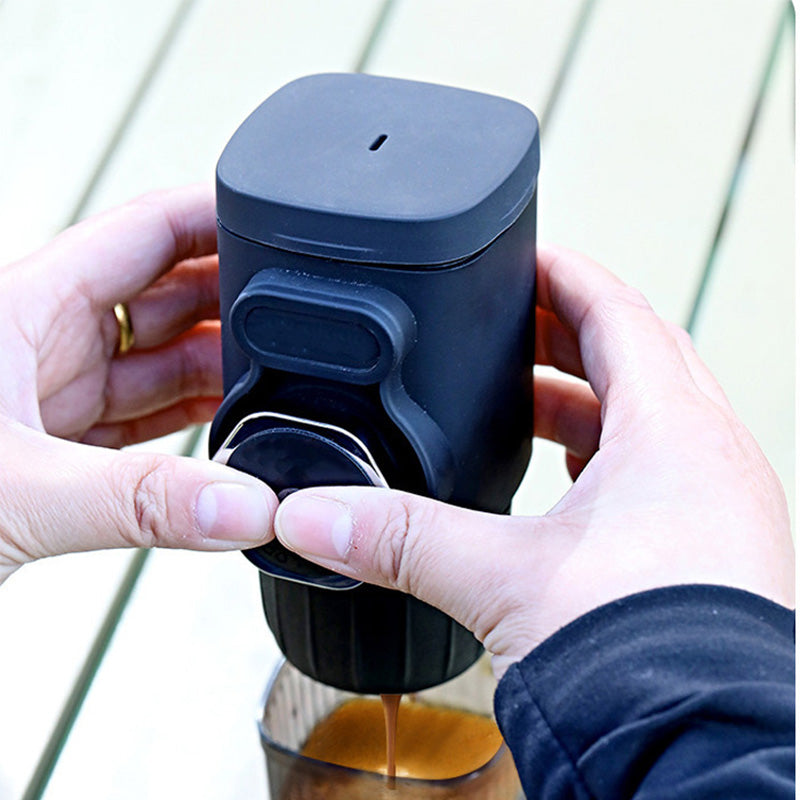 BrewBolt – Press. Sip. Go. Power-Free Espresso in Seconds.